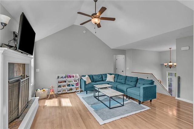 142 Aspen Lane, Lawrence, KS 66049