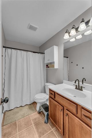142 Aspen Lane, Lawrence, KS 66049