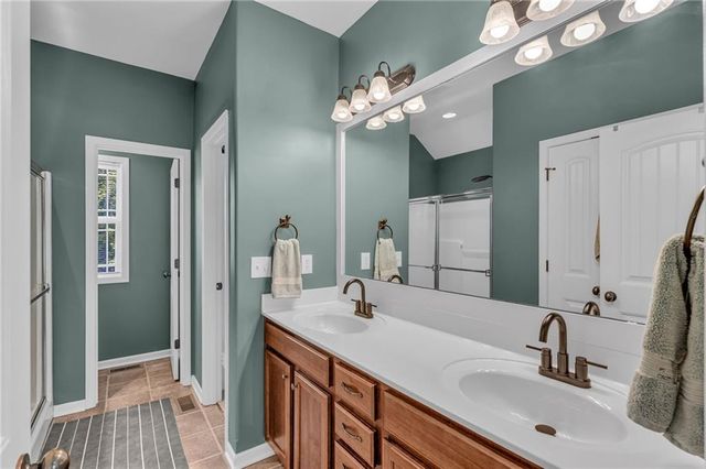 142 Aspen Lane, Lawrence, KS 66049