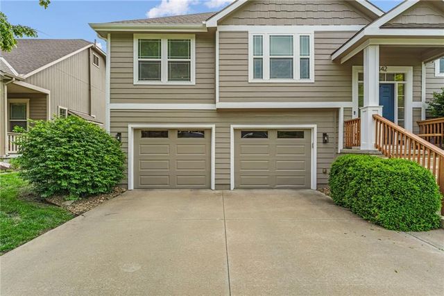 142 Aspen Lane, Lawrence, KS 66049