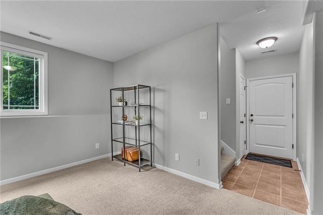 142 Aspen Lane, Lawrence, KS 66049