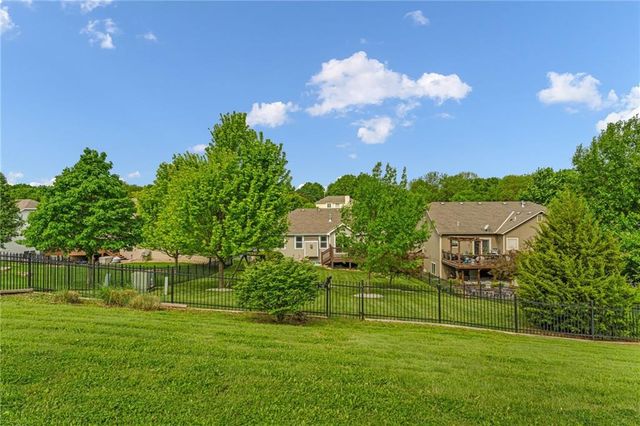 142 Aspen Lane, Lawrence, KS 66049