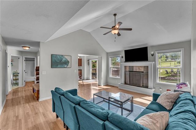 142 Aspen Lane, Lawrence, KS 66049