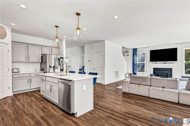 9518 Deering Ct, Midlothian, VA 23112