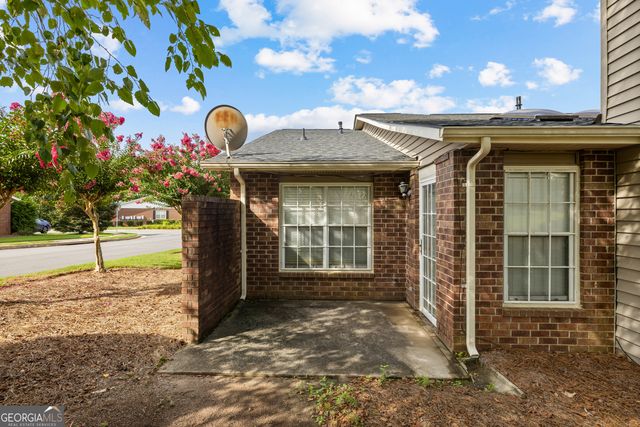 180 Monmouth Drive, Fayetteville, GA 30214