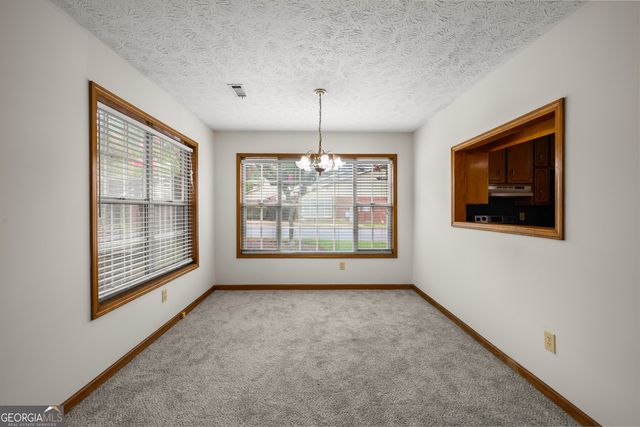 180 Monmouth Drive, Fayetteville, GA 30214