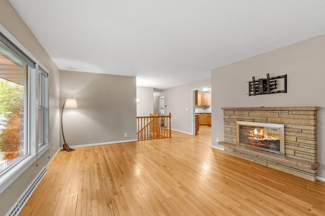 2401 Gettysburg Avenue S, Saint Louis Park, MN 55426
