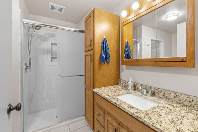 2401 Gettysburg Avenue S, Saint Louis Park, MN 55426