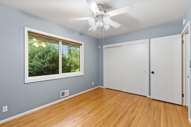2401 Gettysburg Avenue S, Saint Louis Park, MN 55426