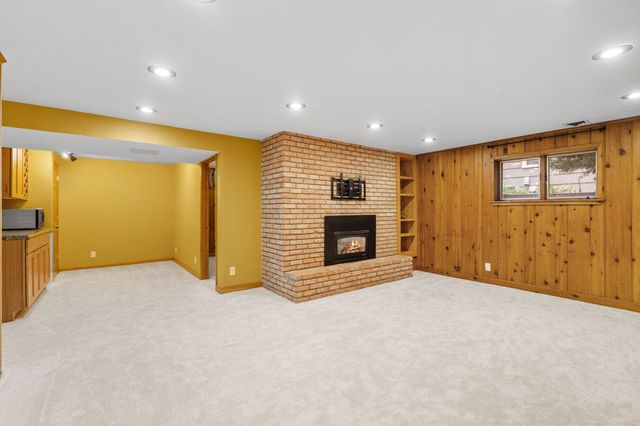 2401 Gettysburg Avenue S, Saint Louis Park, MN 55426