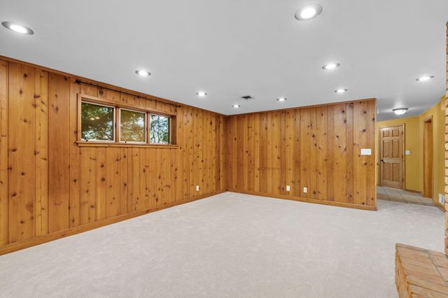 2401 Gettysburg Avenue S, Saint Louis Park, MN 55426