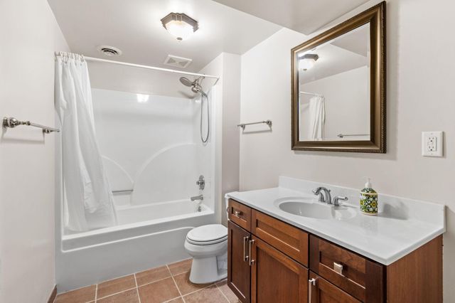 2401 Gettysburg Avenue S, Saint Louis Park, MN 55426