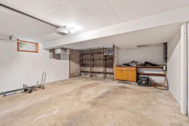 2401 Gettysburg Avenue S, Saint Louis Park, MN 55426