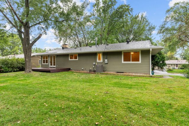 2401 Gettysburg Avenue S, Saint Louis Park, MN 55426