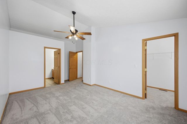 60 Gala Avenue, Pataskala, OH 43062