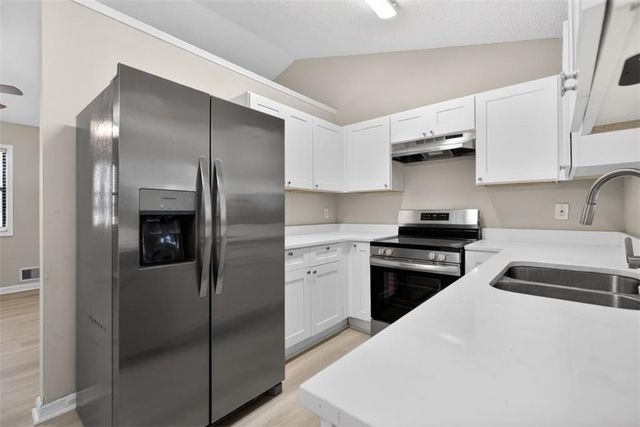 1436 Sage Brook Court, Lawrenceville, GA 30043
