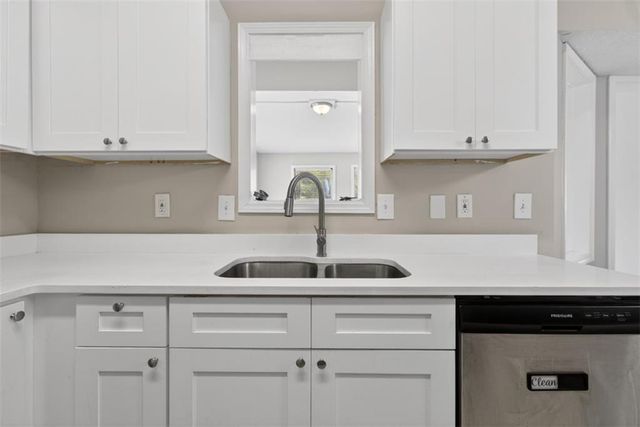 1436 Sage Brook Court, Lawrenceville, GA 30043