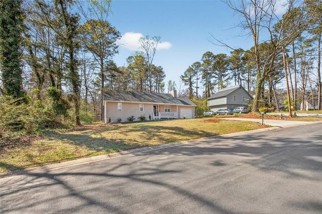 1436 Sage Brook Court, Lawrenceville, GA 30043