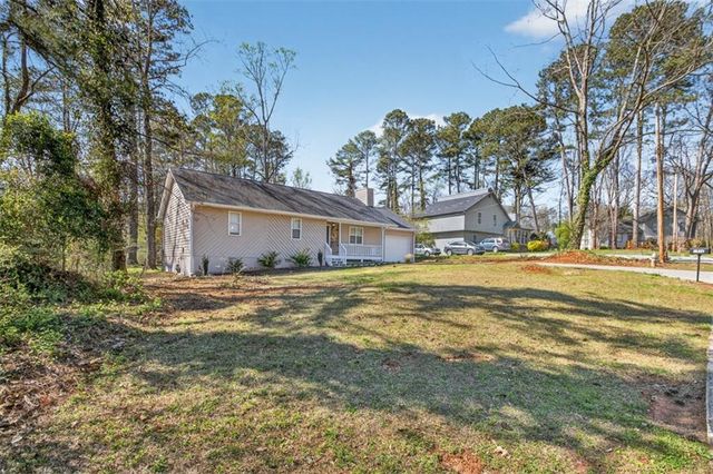 1436 Sage Brook Court, Lawrenceville, GA 30043