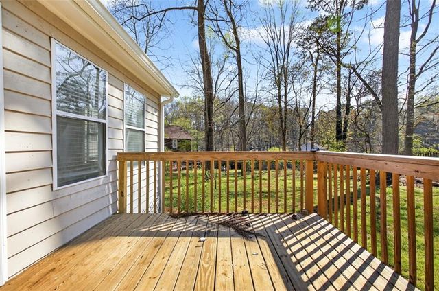 1436 Sage Brook Court, Lawrenceville, GA 30043