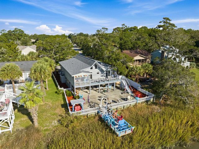 2413 Marsh Ct., North Myrtle Beach, SC 29582