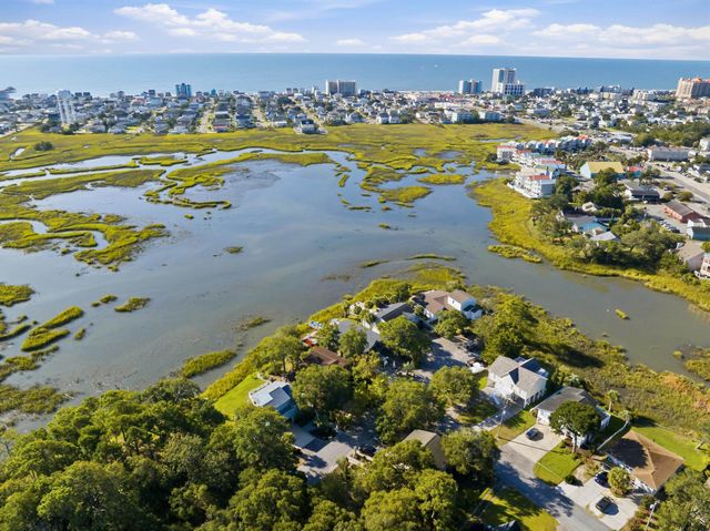 2413 Marsh Ct., North Myrtle Beach, SC 29582