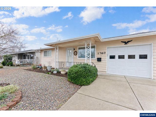 1760 Vanderbeck Ln, Woodburn, OR 97071