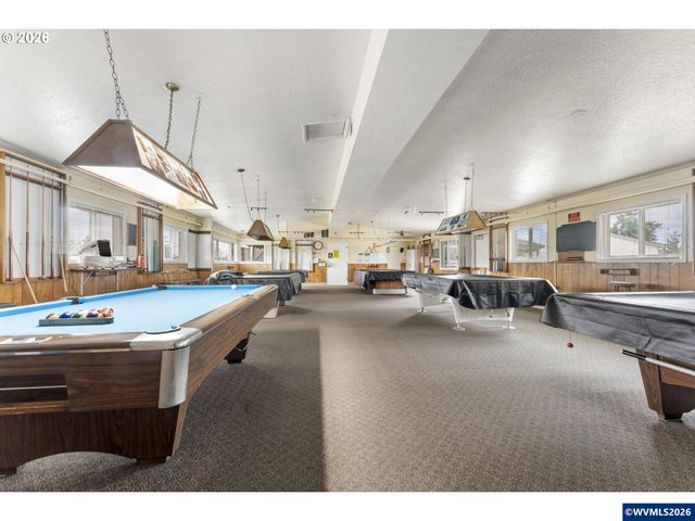 1760 Vanderbeck Ln, Woodburn, OR 97071