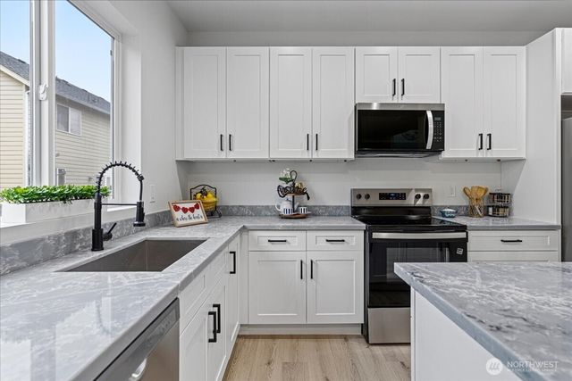 11802 SE 250th Court, Kent, WA 98030