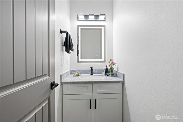 11802 SE 250th Court, Kent, WA 98030