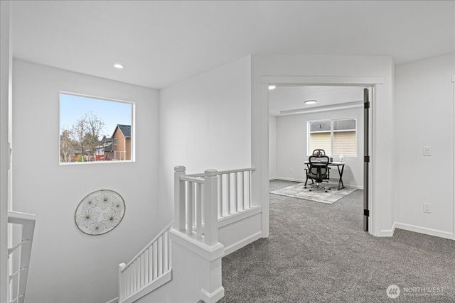 11802 SE 250th Court, Kent, WA 98030