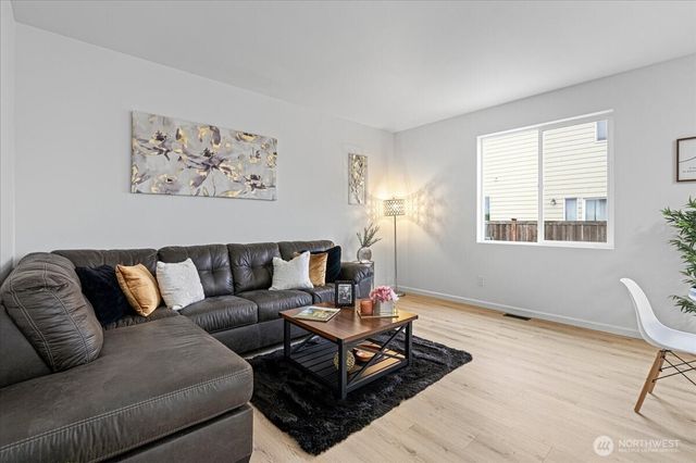 11802 SE 250th Court, Kent, WA 98030