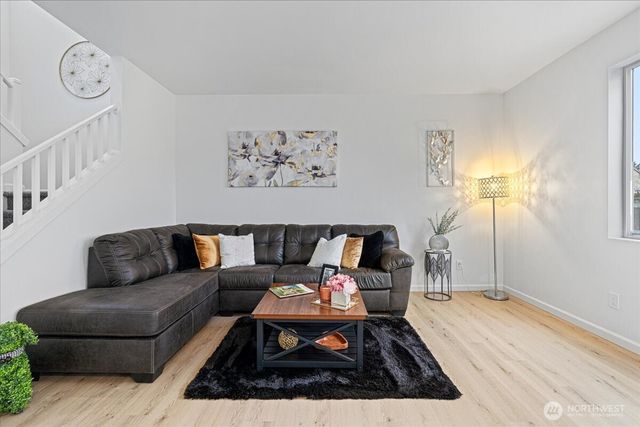 11802 SE 250th Court, Kent, WA 98030