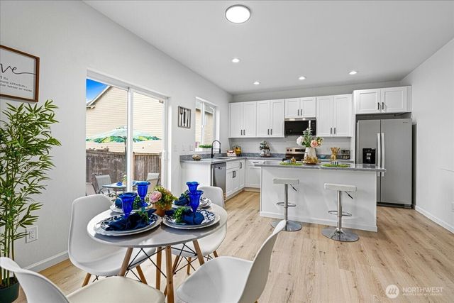 11802 SE 250th Court, Kent, WA 98030