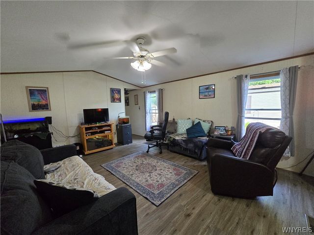 3880 Lockport Olcott, Lockport Town, NY 14094