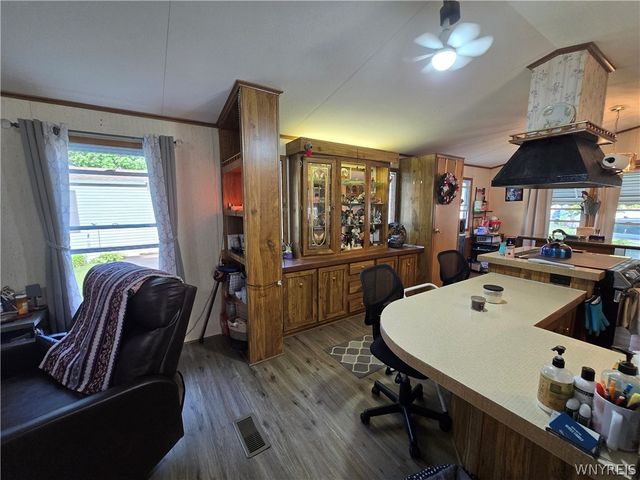 3880 Lockport Olcott, Lockport Town, NY 14094