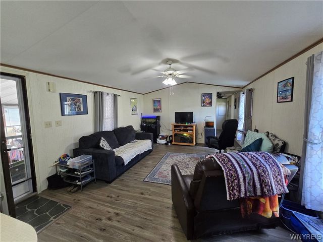 3880 Lockport Olcott, Lockport Town, NY 14094