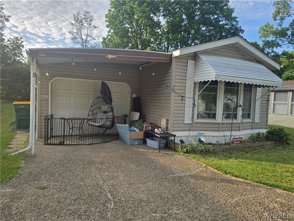 3880 Lockport Olcott, Lockport Town, NY 14094