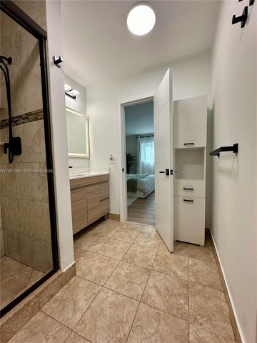 8203 NW 37th St, Coral Springs, FL 33065