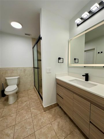 8203 NW 37th St, Coral Springs, FL 33065