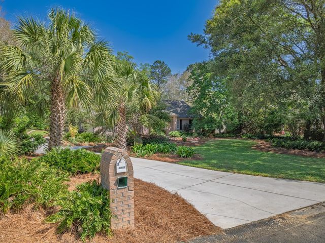 2912 Quail Rise Court, Tallahassee, FL 32309