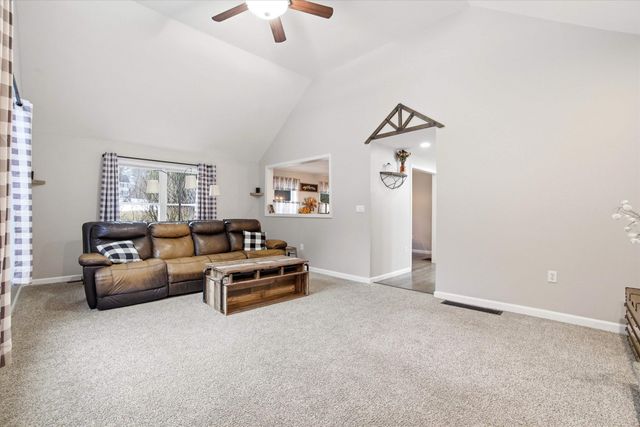 19 Ventura Drive, Raymond, NH 03077