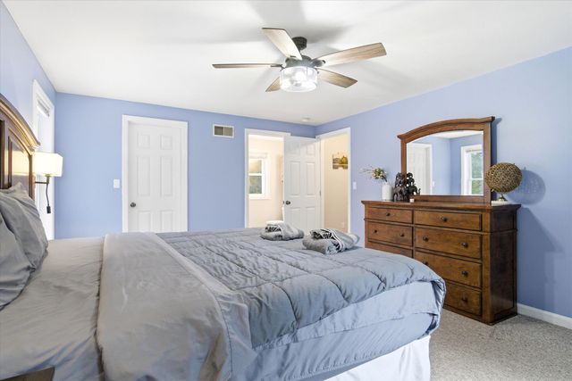 19 Ventura Drive, Raymond, NH 03077