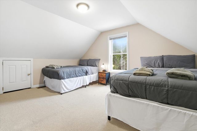 19 Ventura Drive, Raymond, NH 03077