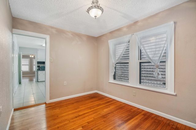 1413 53rd Street, Galveston, TX 77551