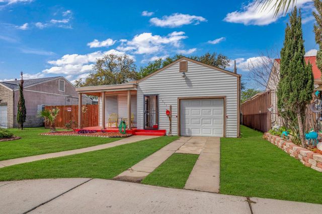 1413 53rd Street, Galveston, TX 77551