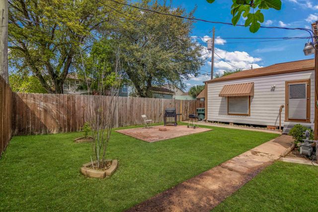 1413 53rd Street, Galveston, TX 77551