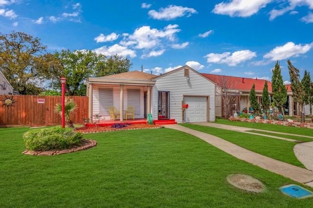 1413 53rd Street, Galveston, TX 77551