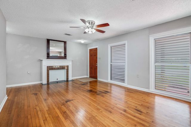 1413 53rd Street, Galveston, TX 77551
