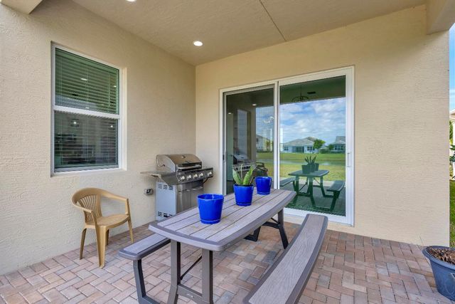 4620 Ambersweet Way, The Acreage, FL 33470